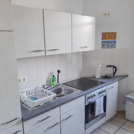 Apartment Fußläufig Zur Stadt, Smart-tv, Wlan&platz Für Paare&gruppen