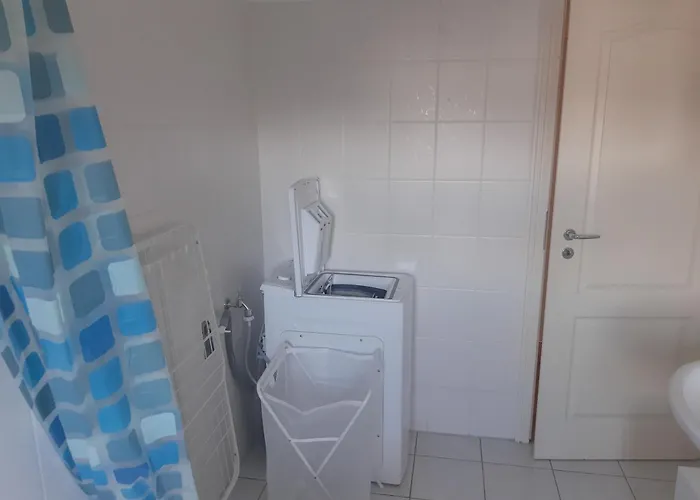 Fusslaeufig Zur Stadt, Smart-tv, Wlan & Platz Fuer Paare & Gruppen * Magdeburg