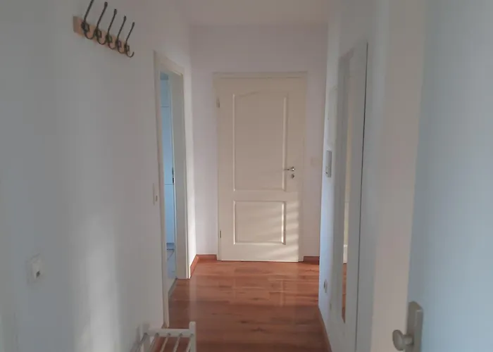 Fusslaeufig Zur Stadt, Smart-tv, Wlan & Platz Fuer Paare & Gruppen