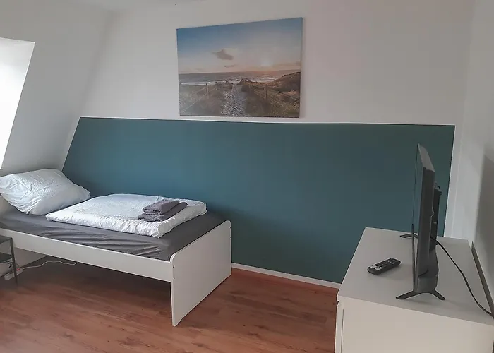 Fusslaeufig Zur Stadt, Smart-tv, Wlan & Platz Fuer Paare & Gruppen Lägenhet *