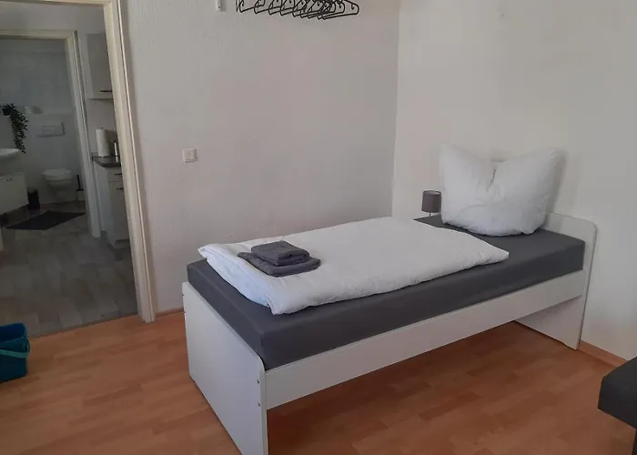 Lägenhet Fusslaeufig Zur Stadt, Smart-tv, Wlan & Platz Fuer Paare & Gruppen