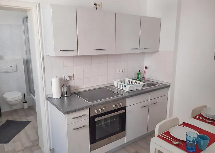 Fusslaeufig Zur Stadt, Smart-tv, Wlan & Platz Fuer Paare & Gruppen *