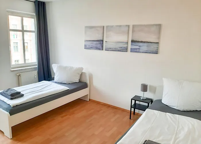 Fusslaeufig Zur Stadt, Smart-tv, Wlan & Platz Fuer Paare & Gruppen Lägenhet