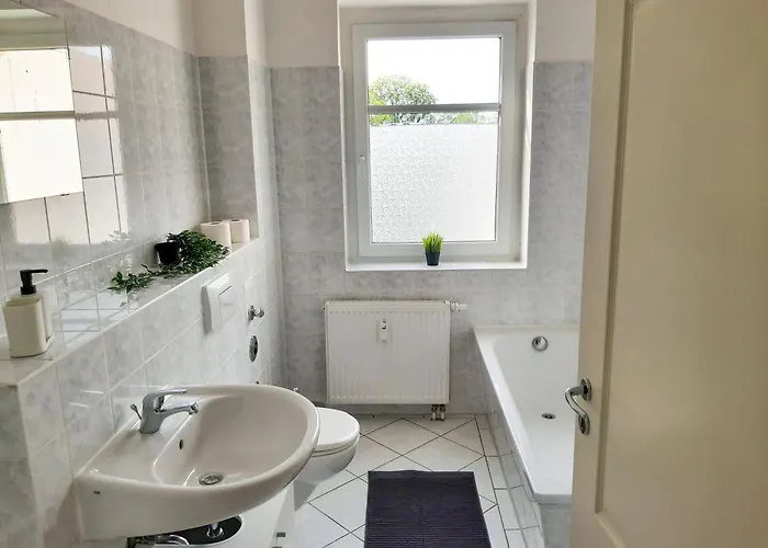 Fusslaeufig Zur Stadt, Smart-tv, Wlan & Platz Fuer Paare & Gruppen